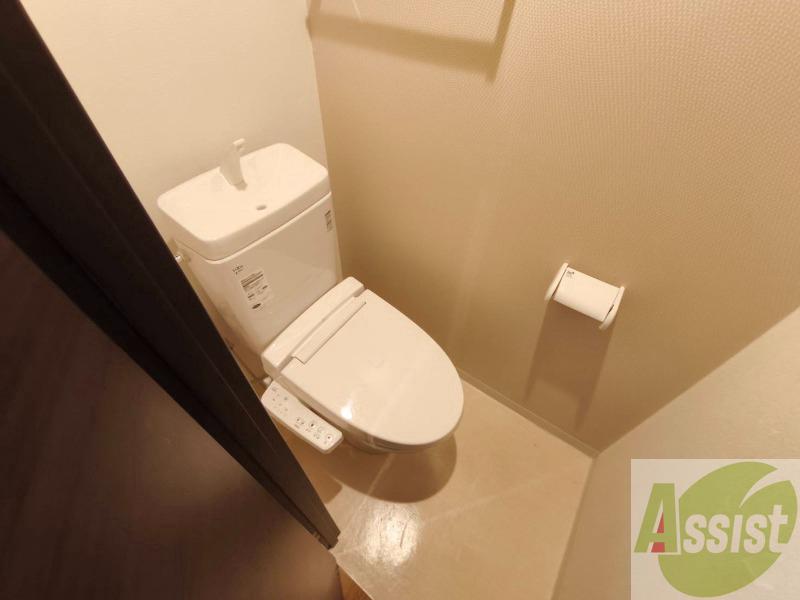 トイレ　こちらはトイレです。清潔感があり、安心して使用できます。