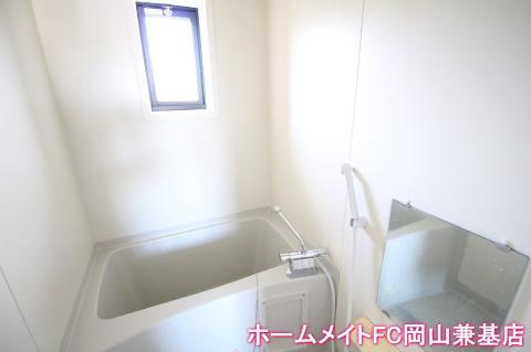 ＪＲ山陽本線 岡山駅 徒歩84分 2階建 築25年の風呂写真