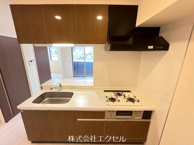 京王相模原線 南大沢駅 バス乗車時間：11分 最寄りバス停で下車 徒歩5分 2階建 築7年のキッチン写真