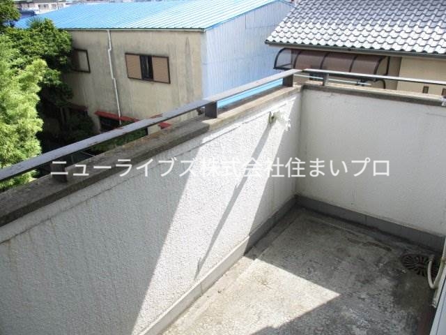 京阪本線 萱島駅 徒歩5分 3階建 築38年の内装写真
