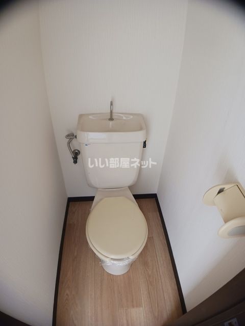 ハウスナサIICのトイレ写真