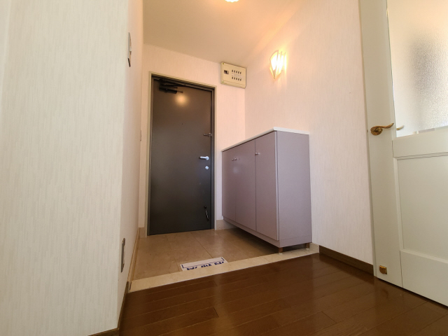 メゾン・ド・レーブ本山の玄関写真