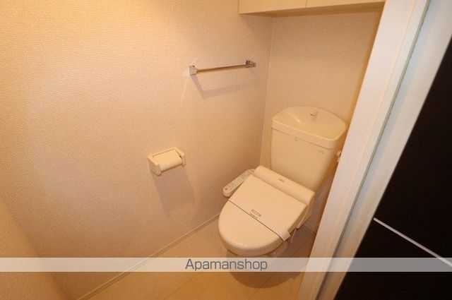 ＪＲ常磐線 松戸駅 徒歩20分 3階建 築14年のトイレ写真