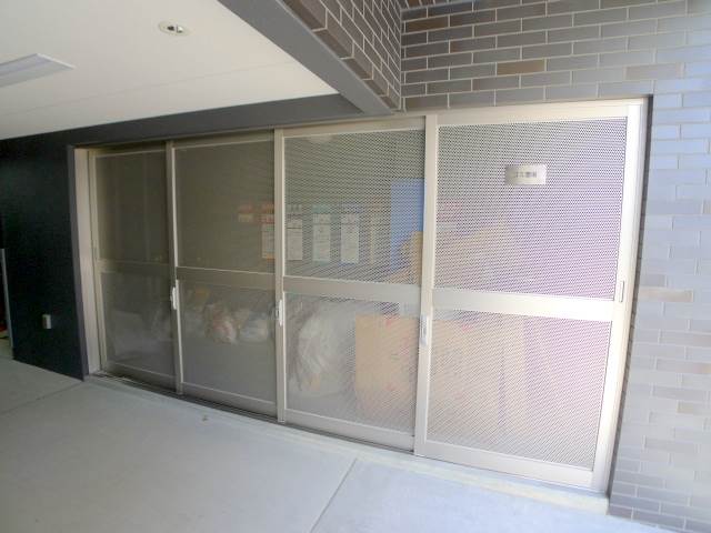 地下鉄鶴舞線 上前津駅 徒歩5分 13階建 築10年の外観写真