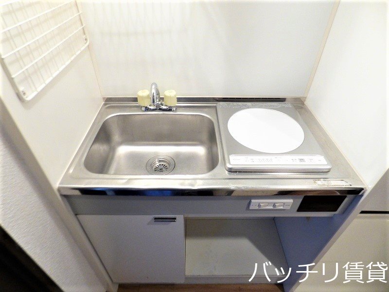 キッチン　画像は別号室写真の為、現状を優先いたします。
