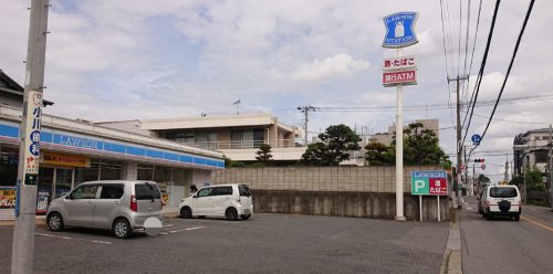 コンビニ　ローソン 千葉春日一丁目店（コンビニ）まで140m