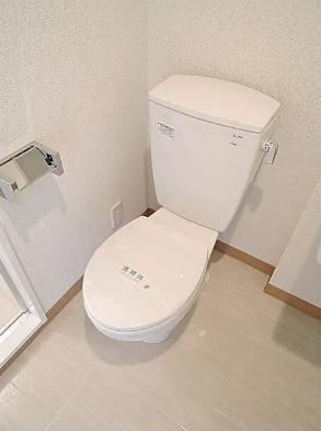 東京メトロ日比谷線 三ノ輪駅 徒歩5分 13階建 築17年のトイレ写真