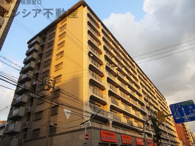 日商岩井京橋ハイツの外観写真