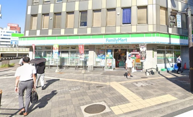 コンビニ　ファミリーマート　東中島一丁目（コンビニ）まで323m
