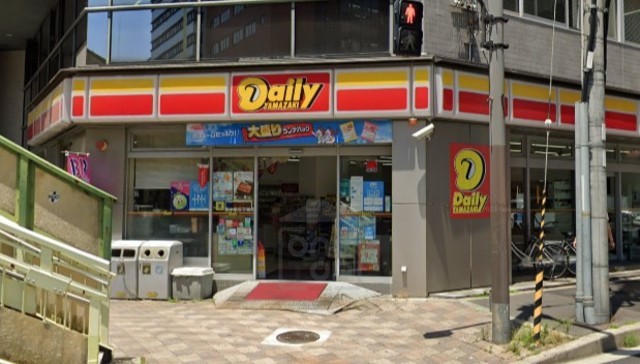コンビニ　デイリーヤマザキ　西中島5丁目店（コンビニ）まで388m
