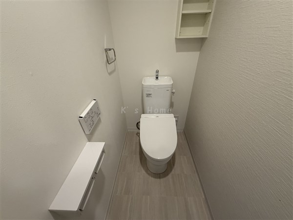 阪神本線 青木駅 徒歩4分 5階建 築1年のトイレ写真