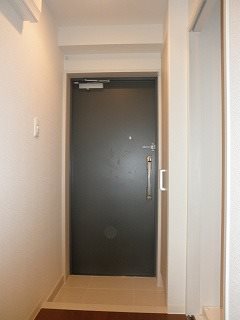 玄関　※参考写真