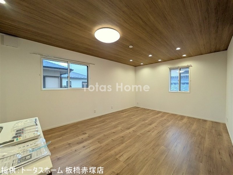 平和台1丁目戸建 Bの居間写真