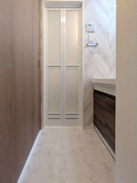 S-RESIDENCE庄内通駅前curere FR・家具家の風呂写真