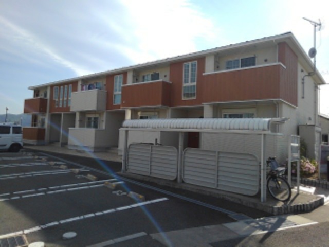 ＪＲ湖西線 安曇川駅 徒歩12分 築15年