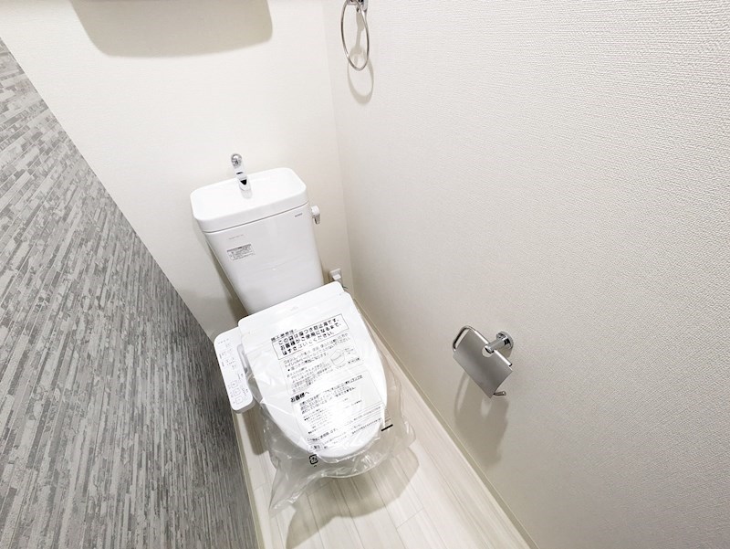 フジパレス尼崎三反田1番館のトイレ写真