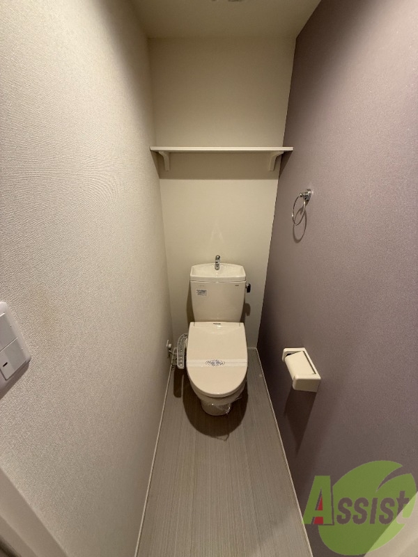 トイレ　トイレの写真です。シンプルで使いやすそうですね。
