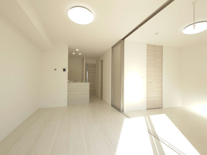 居室・リビング　LDK／洋室（南）