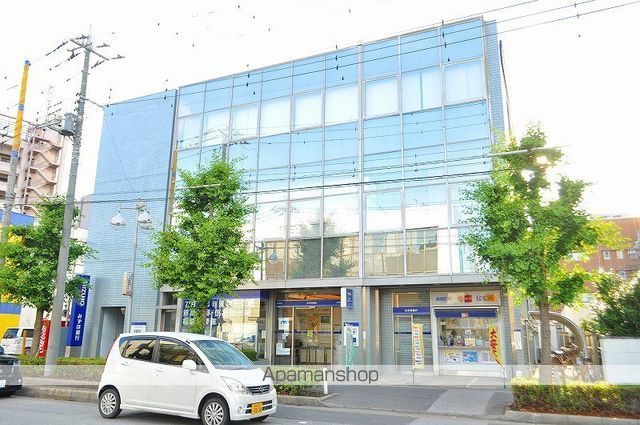 銀行　（株）みずほ銀行／三郷支店（銀行）まで98m