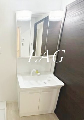 洗面設備　洗面台です。