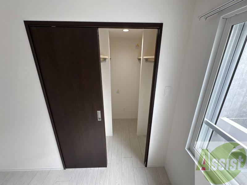 収納　収納もバッチリあるのでお部屋が片付きますよ！