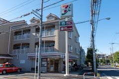 コンビニ　セブンイレブン 江戸川南篠崎2丁目店（コンビニ）まで118m