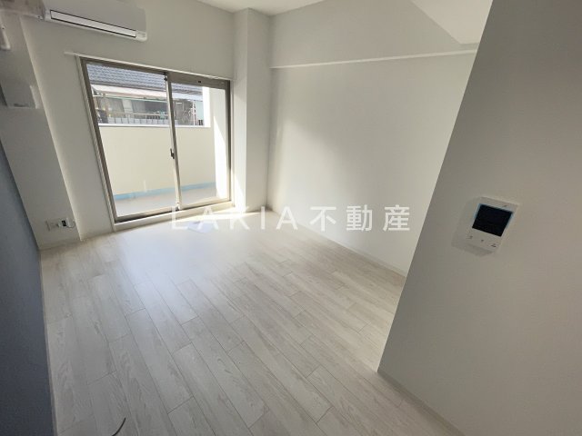 MJC大阪ファインゲートの居間写真