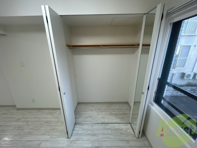 収納　収納もバッチリあるのでお部屋が片付きますよ！