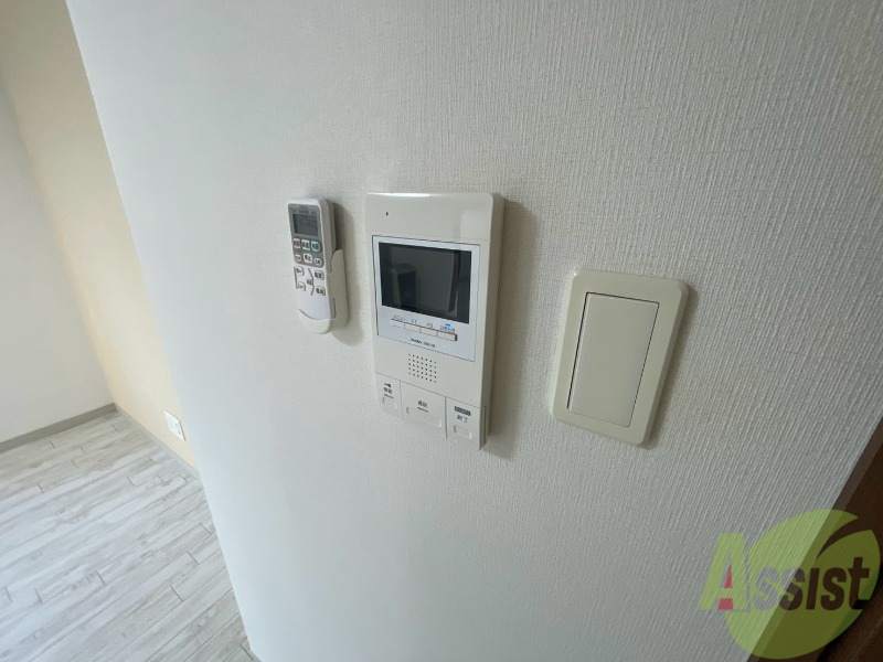 セキュリティ　インターホンです。オートロック付きで安心のマンションです。