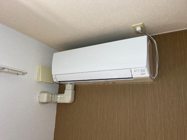 その他設備　リビングエアコン
