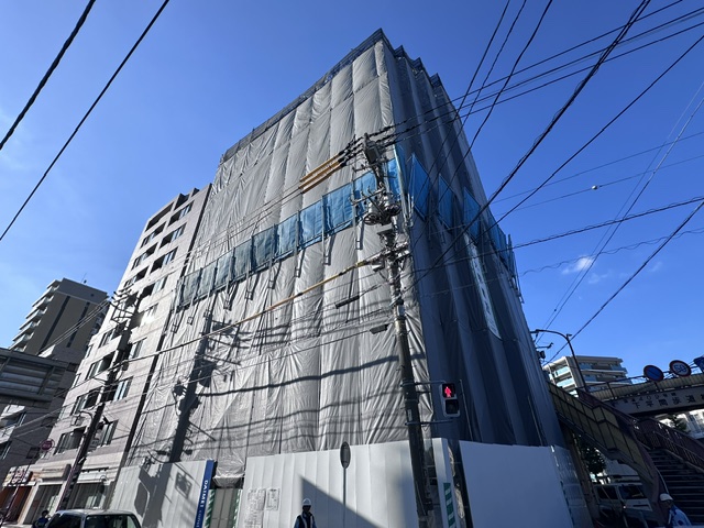 建物外観　建築中