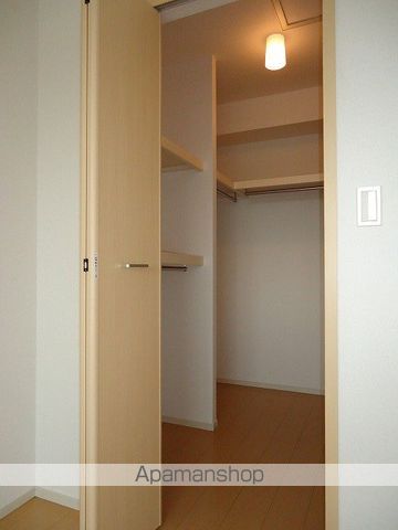 ＪＲ東海道本線 大垣駅 徒歩9分 2階建 築13年の内装写真