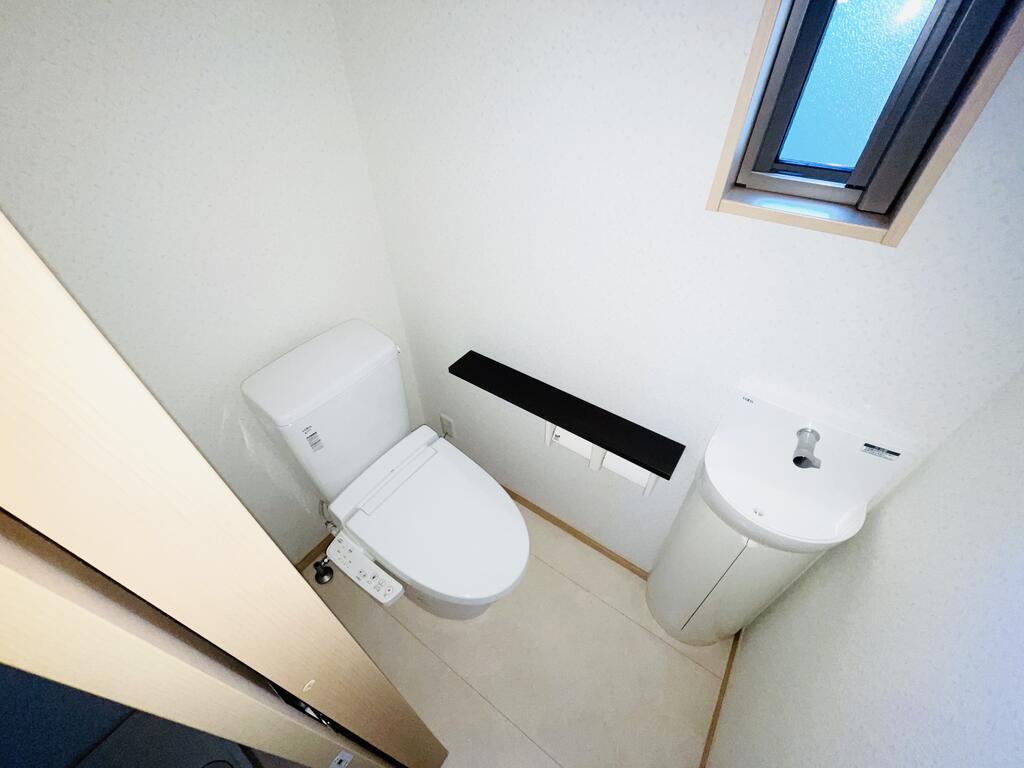 ウエストコートAのトイレ写真