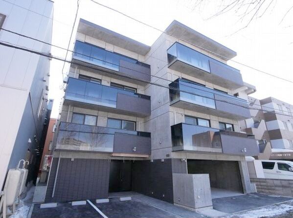 建物外観　地下鉄東西線　南郷１８丁目　徒歩7分