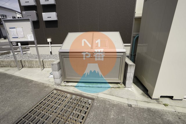 その他　ごみ置き場