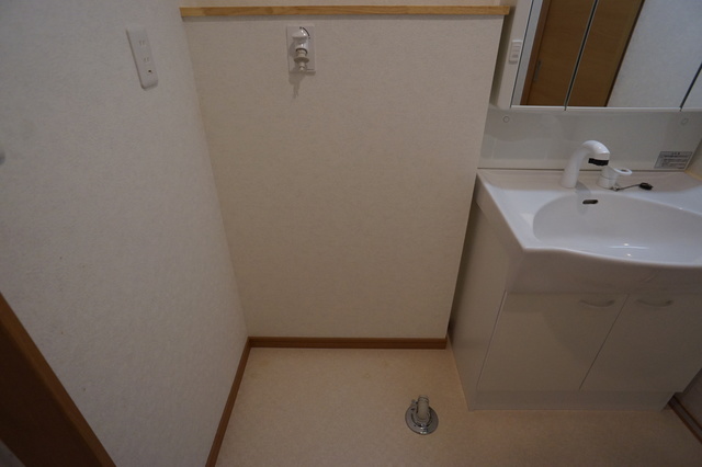 その他部屋・スペース　洗濯機置き場