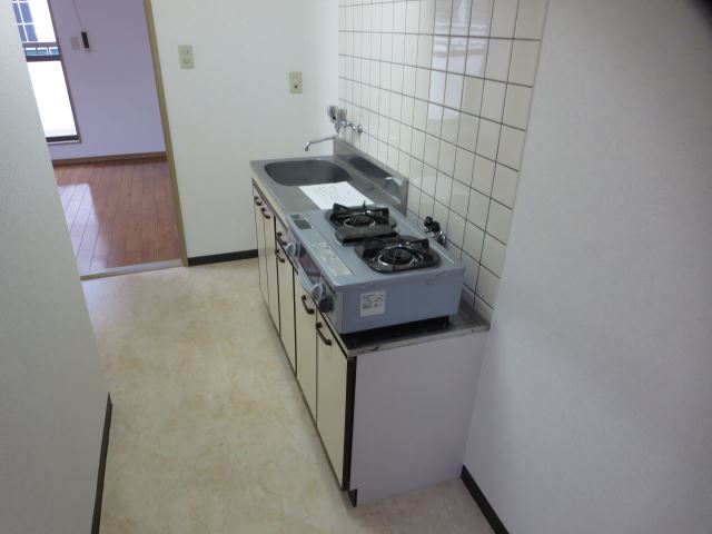 キッチン　２口コンロ付きです