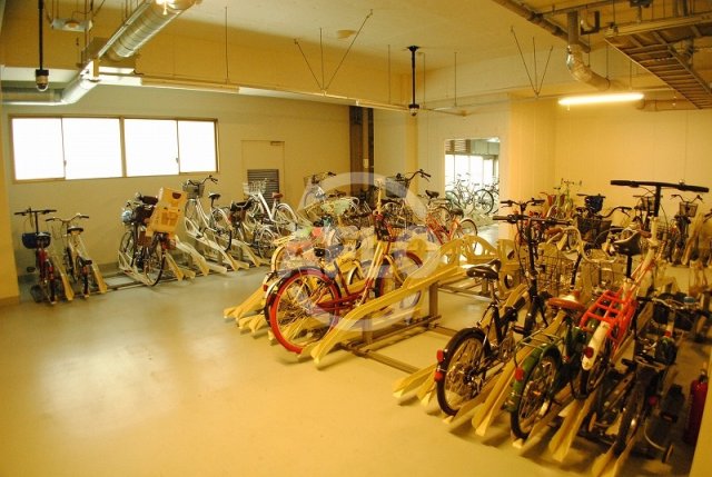 その他　松屋タワー　自転車置き場