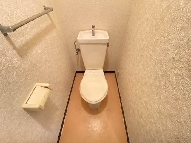 トイレ　※他号室イメージ