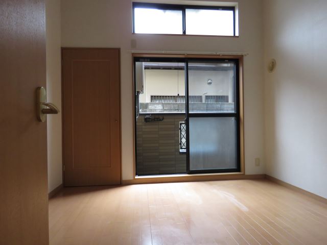 K&Y井尻壱番館の居間写真