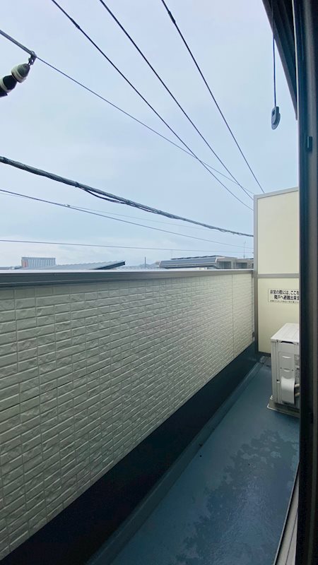 バルコニー　暖かな日差しのふりそそぐバルコニー♪