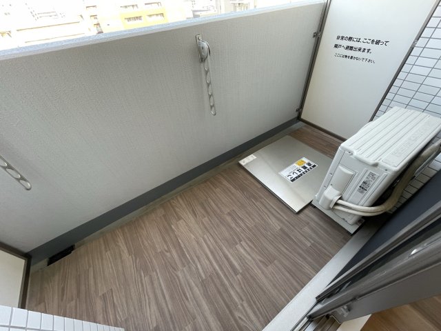 バルコニー　(参考)同マンション同間取り他部屋の写真