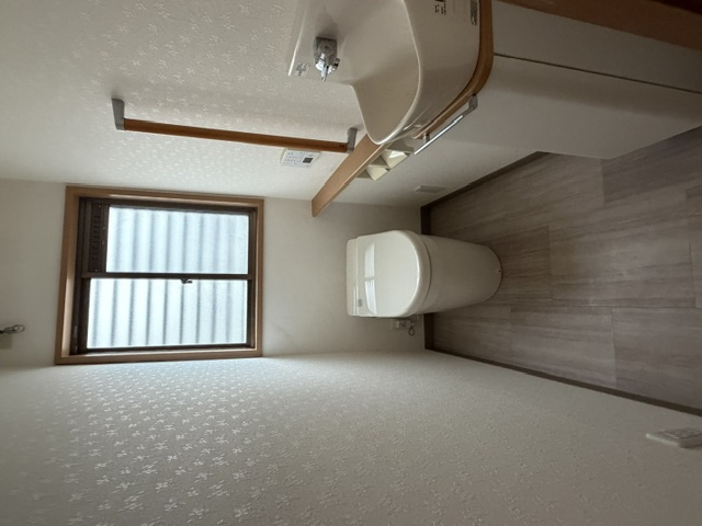西美沢野貸家のトイレ写真