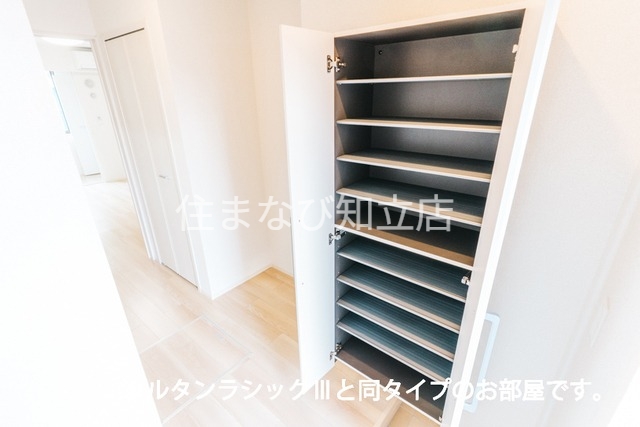 玄関　同型タイプ
