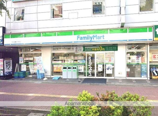 コンビニ　ファミリーマートＴＫＳ桶川若宮店（コンビニ）まで720m