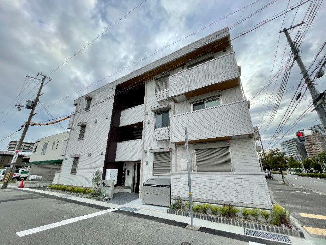 The Crossザクロス