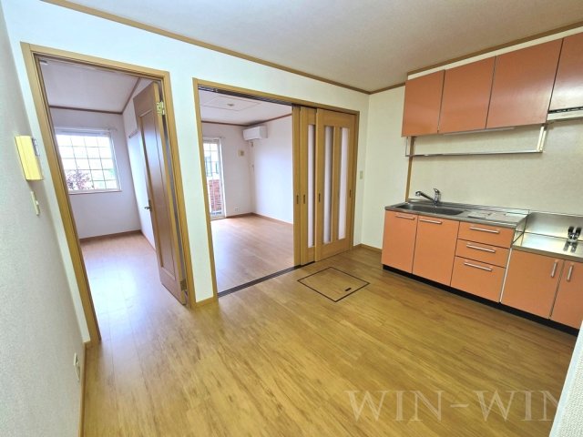 居室・リビング　イメージ（同建物内別部屋の写真です）