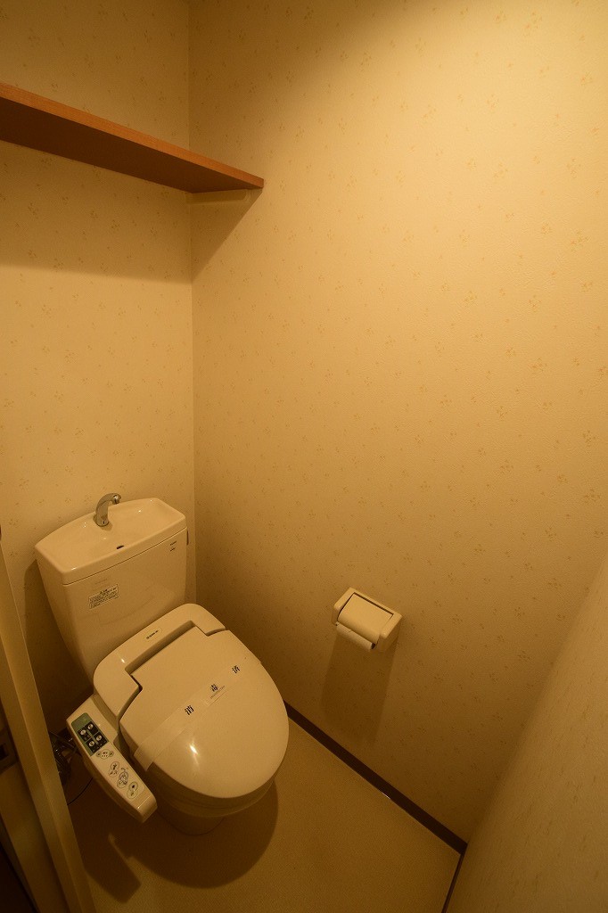 トイレ　ウオシュレット付きトイレでお尻あったか