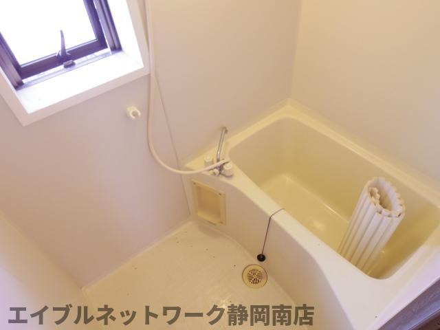 バス・シャワールーム　お風呂です