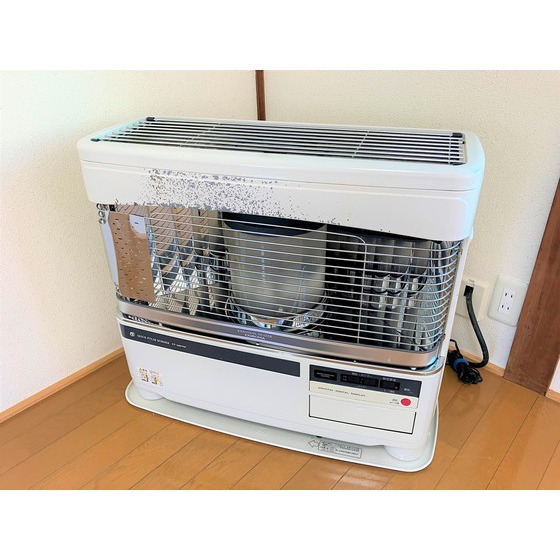 トヨトミ 煙突式石油ストーブ HR-650E 2014年製 半密閉式石油ストーブ